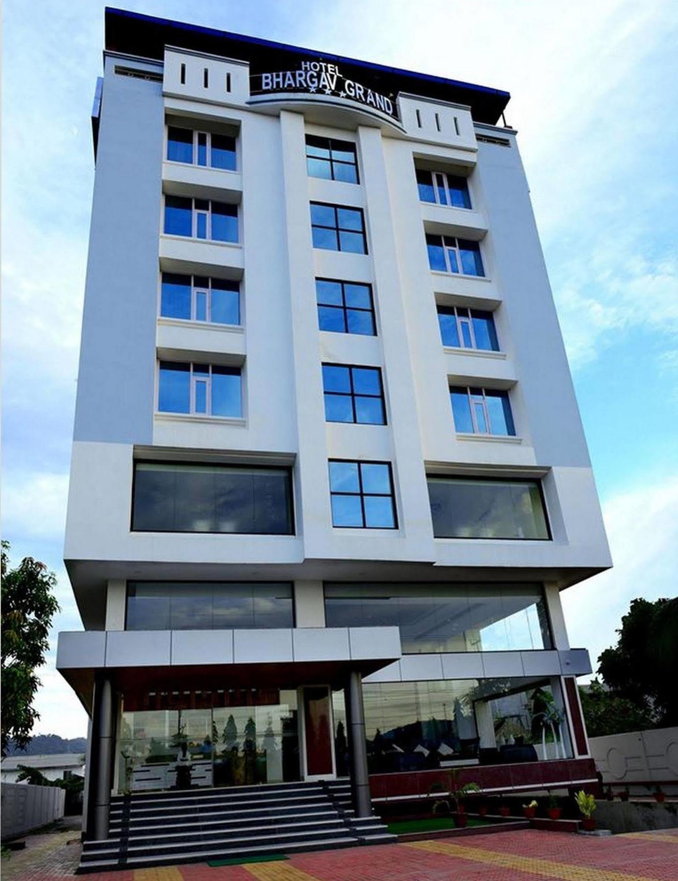 Hotel Bhargav Grand Guwahati Exterior photo